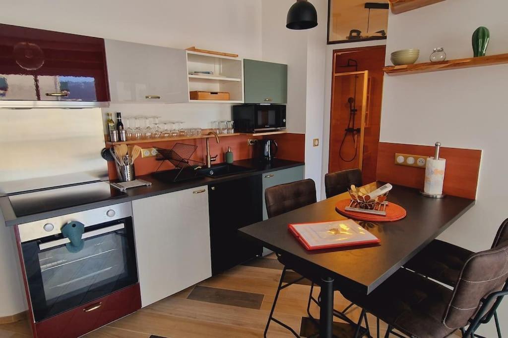 Magnifique Appartement Avec Balcon Vue Mer A L'Entree D'Ajaccio Ajaccio  Exteriör bild